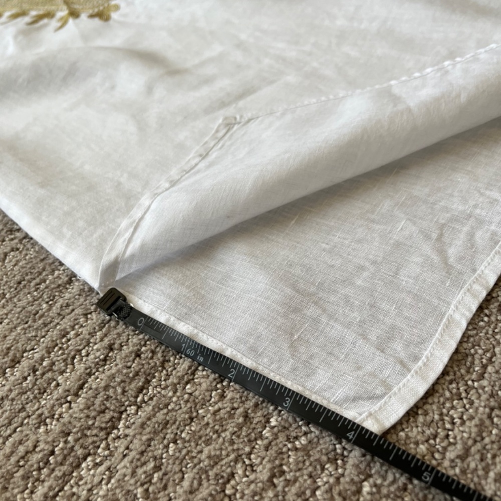 Chelsea and Theodore linen tunic - Picture 9 of 10